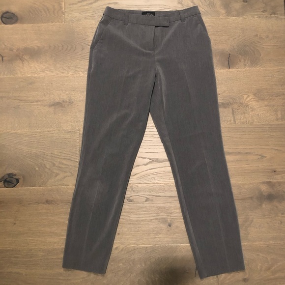 2 for 25 dress pants 👸🏻 - Picture 1 of 3